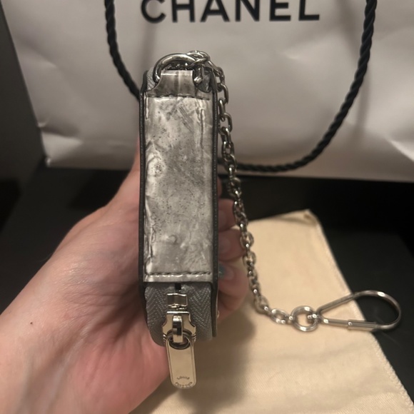 SOLD Louis Vuitton Micro Boite Chapeau Time Machine Coin Purse - Picture 5 of 5